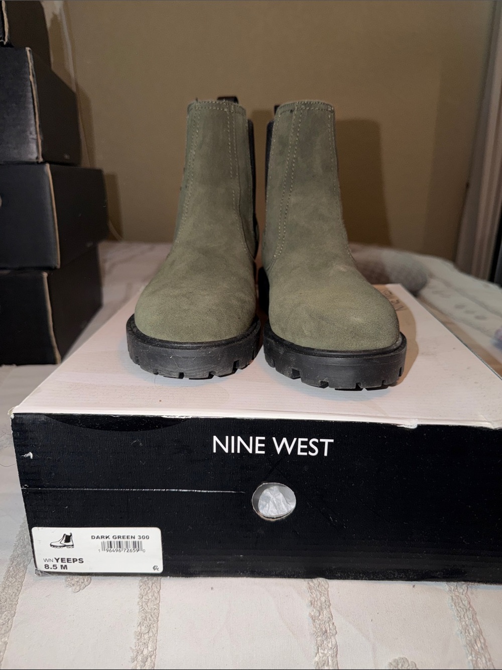 Nine West Womens Olive Green Suede Chelsea Boots